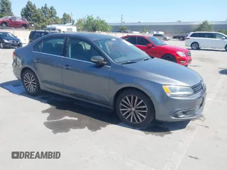 2014 Volkswagen Jetta TDI with VIN 3VWLL7AJ0EM373402, listed as a IAAI auction lot 42095076 with 177,495 mi miles and . Bid and sale history available at DreamBid. Image 1.