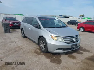 2013 Honda Odyssey EX-L with VIN 5FNRL5H69DB022042, listed as a IAAI auction lot 41902796 with 178,198 mi miles and . Bid and sale history available at carsss.com. Image 1.