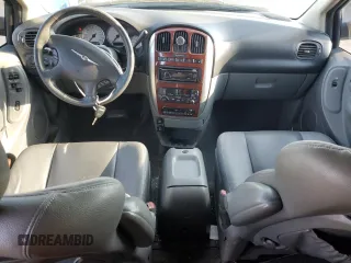 2006 Chrysler Town & Country LWB Limited with VIN 2A8GP64L96R797924, listed as a Copart auction lot 70880904 with 107,324 mi miles and Salvage Title. Bid and sale history available at carsss.com. Image 8.
