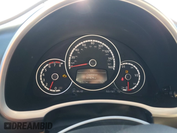 2015 Volkswagen Beetle with VIN 3VW7S7AT1FM818382, listed as a Copart auction lot 41666205 with 47,429 mi miles and Salvage Title. Bid and sale history available at DreamBid. Image 9.