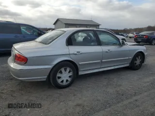 2005 Hyundai Sonata GL with VIN KMHWF25H15A170965, listed as a Copart auction lot 82664054 with 69,962 mi miles and Salvage Title. Bid and sale history available at carsss.com. Image 3.