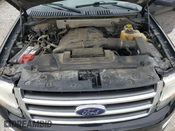 2016 Ford Expedition XLT z VIN 1FMJU1JT5GEF54067, wystawiony jako Copart lot #59920705 z przebiegiem 125 826 mil mil oraz Czysty tytuł • Clean title. Historia ofert i sprzedaży dostępna na DreamBid. Obrazek 12.