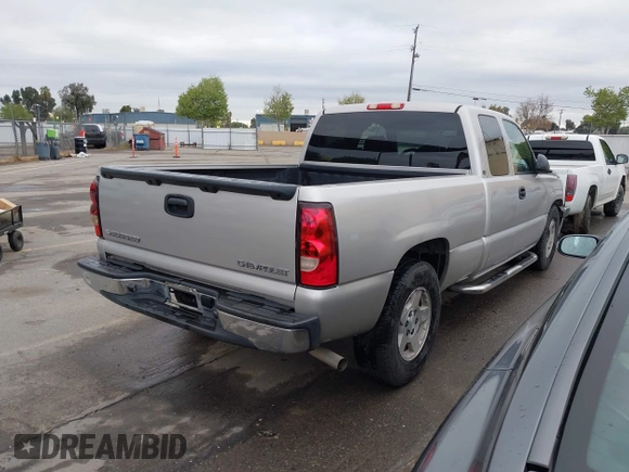 2005 Chevrolet Silverado 1500 LS with VIN 2GCEC19V751211824, listed as a IAAI auction lot 41944646 with 209,917 mi miles and . Bid and sale history available at DreamBid. Image 4.