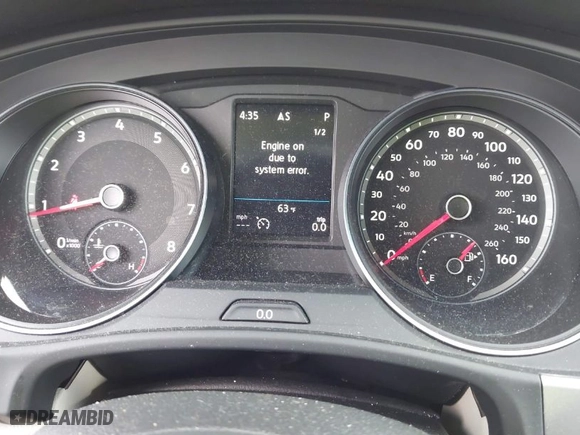2018 Volkswagen Atlas 3.6L V6 SE with VIN 1V2CR2CA7JC570238, listed as a IAAI auction lot 42028477 with 85,210 mi miles. Bid and sale history available at carsss.com. Image 7.