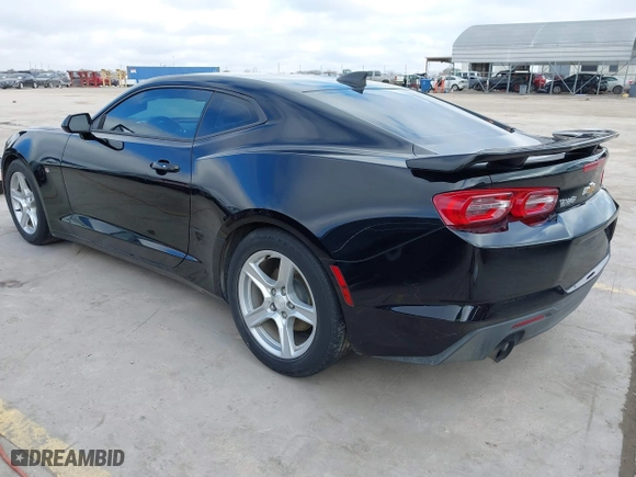 2019 Chevrolet Camaro 1LT with VIN 1G1FB1RS9K0154815, listed as a IAAI auction lot 41486750 with 55,976 mi miles. Bid and sale history available at carsss.com. Image 3.