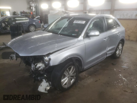 2017 Audi Q3 Premium z VIN WA1ECCFS2HR003491, wystawiony jako Copart lot #89381305 z przebiegiem 82 748 mil mil oraz Szkoda całkowita • Salvage title. Historia ofert i sprzedaży dostępna na DreamBid. Obrazek 1.