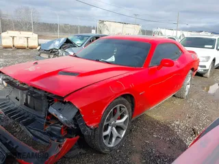 2016 Dodge Challenger R/T with VIN 2C3CDZBT9GH279536, listed as a IAAI auction lot 41149946 with 62,119 mi miles. Bid and sale history available at carsss.com. Image 18.