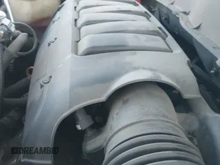 2013 Chevrolet Traverse LT z VIN 1GNKVGKD5DJ103098, wystawiony jako IAAI lot #42923320 z przebiegiem 126 090 mil mil oraz . Historia ofert i sprzedaży dostępna na DreamBid. Obrazek 19.