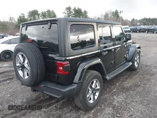 2022 Jeep Wrangler Unlimited Sahara with VIN 1C4HJXEG4NW186063, listed as a IAAI auction lot 40927600 with 22,430 mi miles and . Bid and sale history available at DreamBid. Image 4.