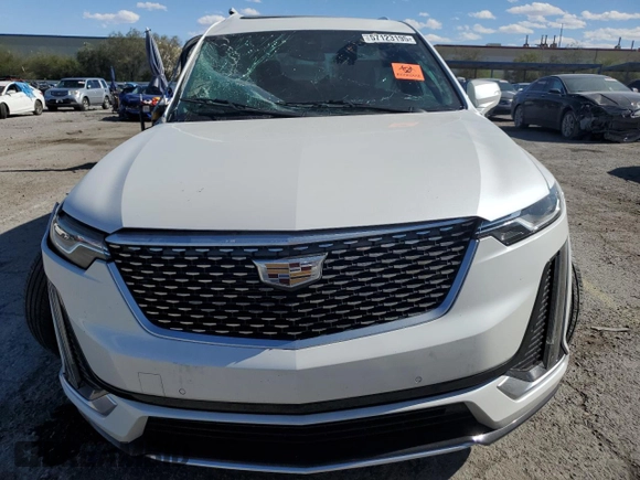 2020 Cadillac XT6 FWD Premium Luxury with VIN 1GYKPCRS8LZ177562, listed as a Copart auction lot 57123195 with Not provided miles and Salvage title. Bid and sale history available at DreamBid. Image 5.