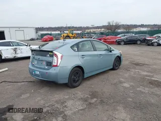 2014 Toyota Prius Four with VIN JTDKN3DU7E1752501, listed as a IAAI auction lot 41833673 with 97,001 mi miles. Bid and sale history available at carsss.com. Image 4.