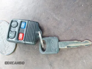 2004 Ford F-250 XL с VIN 1FTNW21S44EB33434, выставлен на аукционе IAAI как лот 41909964 с пробегом 194 635 миль миль и . История ставок и продаж доступна на DreamBid. Изображение 11.