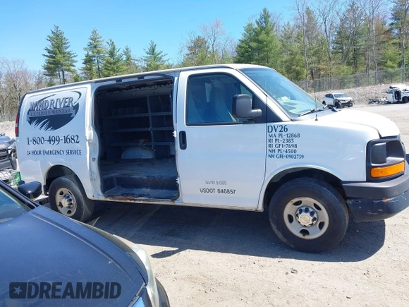 2014 Chevrolet Express Cargo Van with VIN 1GCWGFCA3E1130871, listed as a IAAI auction lot 42166083 with 279,624 mi miles. Bid and sale history available at carsss.com. Image 13.