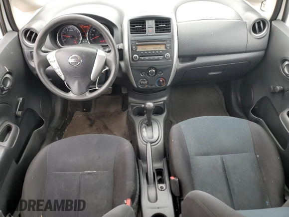 2015 Nissan Note S z VIN 3N1CE2CP1FL377499, wystawiony jako Copart lot #58323215 z przebiegiem 110 349 mil mil oraz Szkoda całkowita • Salvage title. Historia ofert i sprzedaży dostępna na DreamBid. Obrazek 8.