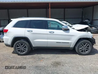 2019 Jeep Grand Cherokee Limited with VIN 1C4RJEBG8KC572978, listed as a IAAI auction lot 42247099 with 128,059 mi miles and . Bid and sale history available at DreamBid. Image 14.