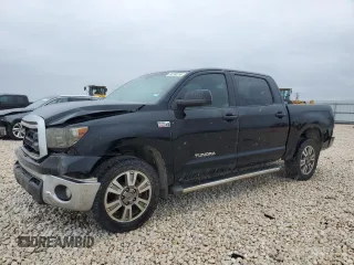 2010 Toyota Tundra z VIN 5TFDW5F10AX103893, wystawiony jako Copart lot #50260265 z przebiegiem 191 937 mil mil oraz Czysty tytuł • Clean title. Historia ofert i sprzedaży dostępna na DreamBid. Obrazek 1.