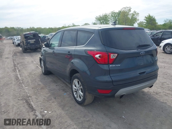 2019 Ford Escape SE z VIN 1FMCU0GD2KUB98923, wystawiony jako IAAI lot #42245972 z przebiegiem 91 193 mil mil oraz . Historia ofert i sprzedaży dostępna na DreamBid. Obrazek 3.