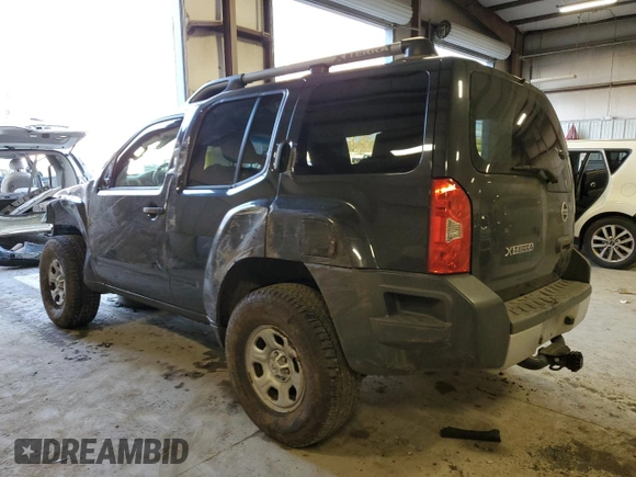 2014 Nissan Xterra X with VIN 5N1AN0NWXEN809546, listed as a Copart auction lot 41813695 with 86,713 mi miles and Salvage Title. Bid and sale history available at DreamBid. Image 2.