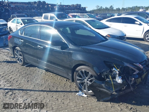 2018 Nissan Altima 2.5 SR with VIN 1N4AL3AP7JC273693, listed as a IAAI auction lot 40902166 with 130,648 mi miles. Bid and sale history available at carsss.com. Image 13.