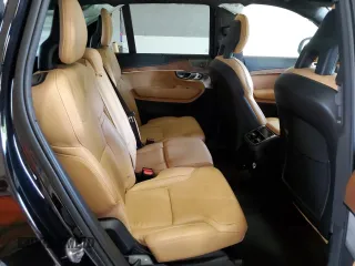 2018 Volvo XC90 Inscription z VIN YV4A22PL0J1323564, wystawiony jako Copart lot #55515825 z przebiegiem 60 535 mil mil oraz Szkoda całkowita • Salvage title. Historia ofert i sprzedaży dostępna na DreamBid. Obrazek 11.