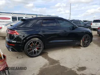 2022 Audi SQ8 Prestige z VIN WA1CWBF11ND019903, wystawiony jako Copart lot #39772444 z przebiegiem Nie podano mil oraz . Historia ofert i sprzedaży dostępna na DreamBid. Obrazek 3.