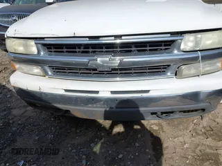 2002 Chevrolet Suburban LS with VIN 3GNEC16Z62G297015, listed as a IAAI auction lot 41756723 with 374,724 mi miles. Bid and sale history available at carsss.com. Image 6.