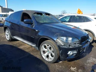2010 BMW X6 xDrive35i with VIN 5UXFG4C57AL225695, listed as a IAAI auction lot 41404560 with 1 mi miles. Bid and sale history available at carsss.com. Image 1.