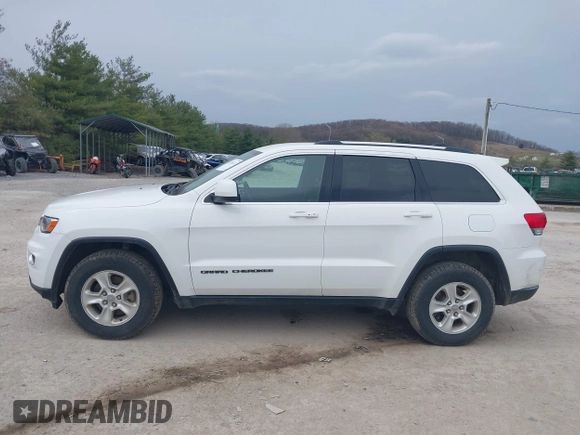 2017 Jeep Grand Cherokee Laredo with VIN 1C4RJFAG2HC605182, listed as a IAAI auction lot 41926247 with 131,474 mi miles. Bid and sale history available at carsss.com. Image 15.