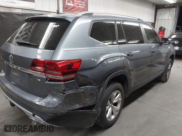 2019 Volkswagen Atlas SE с VIN 1V2DR2CA1KC591124, выставлен на аукционе IAAI как лот 42111572 с пробегом 40 430 миль миль и . История ставок и продаж доступна на DreamBid. Изображение 4.