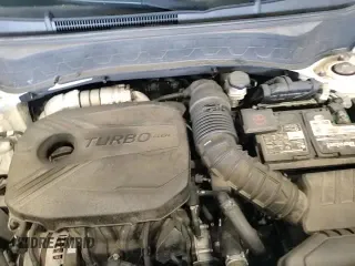 2021 Kia Seltos S z VIN KNDEUCA29M7112515, wystawiony jako Copart lot #62081035 z przebiegiem 83 845 mil mil oraz Szkoda całkowita • Salvage title. Historia ofert i sprzedaży dostępna na DreamBid. Obrazek 16.