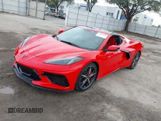 2023 Chevrolet Corvette 2LT z VIN 1G1YB2D46P5111406, wystawiony jako IAAI lot #41084884 z przebiegiem 21 789 mil mil oraz . Historia ofert i sprzedaży dostępna na DreamBid. Obrazek 2.