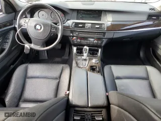 2013 BMW 5 Series 528i xDrive with VIN WBAXH5C50DD113275, listed as a Copart auction lot 50080735 with 128,872 mi miles and Clean Title. Bid and sale history available at carsss.com. Image 8.