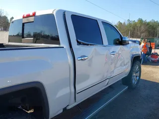 2017 GMC Sierra 1500 Denali with VIN 3GTU2PEJ2HG132769, listed as a IAAI auction lot 41161907 with Not Provided miles and . Bid and sale history available at DreamBid. Image 16.