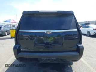 2018 Cadillac Escalade ESV Premium Luxury z VIN 1GYS4JKJ3JR160602, wystawiony jako IAAI lot #42075001 z przebiegiem 100 899 mil mil oraz . Historia ofert i sprzedaży dostępna na DreamBid. Obrazek 17.