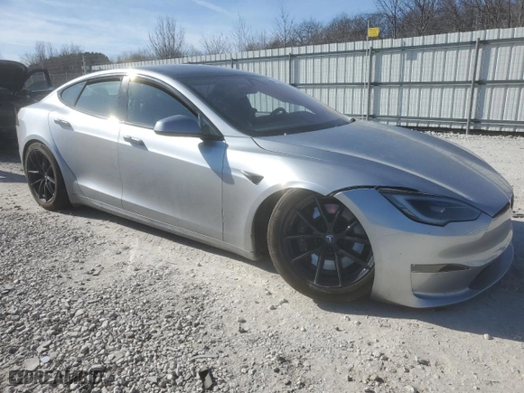 2024 Tesla Model S with VIN 5YJSA1E56RF541102, listed as a Copart auction lot 42584275 with 0 mi miles and Salvage Title. Bid and sale history available at carsss.com. Image 4.