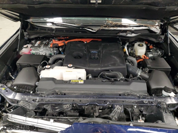 2023 Toyota Sequoia SR5 with VIN 7SVAAABAXPX012869, listed as a Copart auction lot 42191585 with 13,544 mi miles and Salvage Title. Bid and sale history available at carsss.com. Image 12.