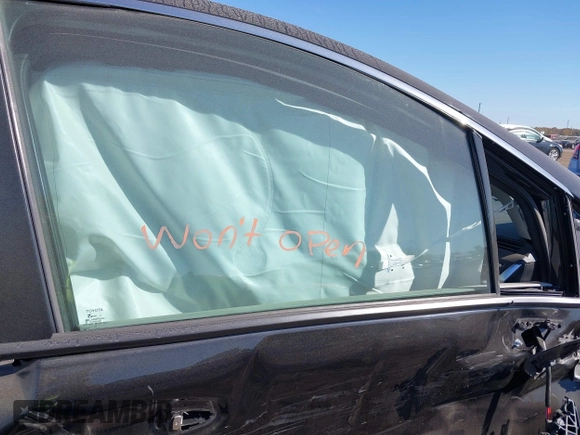 2021 Toyota Sienna LE с VIN 5TDKRKEC5MS049307, выставлен на аукционе IAAI как лот 40654172 с пробегом 172 693 миль миль и . История ставок и продаж доступна на DreamBid. Изображение 5.
