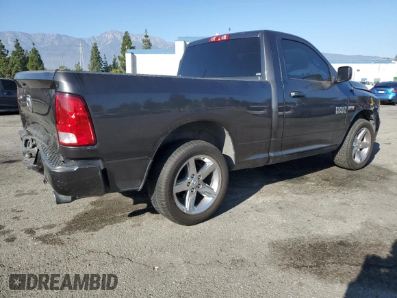 2018 Ram 1500 Express z VIN 3C6JR6AT0JG173365, wystawiony jako Copart lot #82869854 z przebiegiem 77 897 mil mil oraz Szkoda całkowita • Salvage title. Historia ofert i sprzedaży dostępna na DreamBid. Obrazek 3.