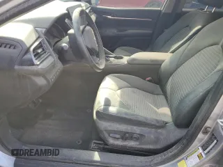 2022 Toyota Camry SE z VIN 4T1G11AK0NU666336, wystawiony jako Copart lot #41667525 z przebiegiem 68 545 mil mil oraz Szkoda całkowita • Salvage title. Historia ofert i sprzedaży dostępna na DreamBid. Obrazek 7.