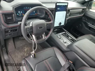2023 Ford Expedition Limited с VIN 1FMJU2AG5PEA39692, выставлен на аукционе Copart как лот 86629164 с пробегом 18 211 миль миль и Списание • Salvage title. История ставок и продаж доступна на DreamBid. Изображение 8.