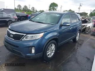 2014 Kia Sorento LX with VIN 5XYKT4A64EG512629, listed as a IAAI auction lot 42082927 with 148,832 mi miles. Bid and sale history available at carsss.com. Image 17.