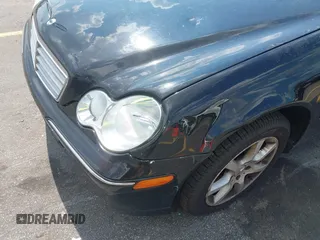 2007 Mercedes-Benz C with VIN WDBRF87HX7F889041, listed as a IAAI auction lot 42648400 with 218,227 mi miles and . Bid and sale history available at DreamBid. Image 6.
