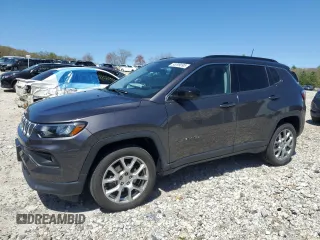 2022 Jeep Compass Latitude Lux with VIN 3C4NJDFB2NT164072, listed as a Copart auction lot 55399095 with 33,666 mi miles and Salvage title. Bid and sale history available at DreamBid. Image 1.