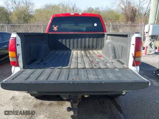 2003 Chevrolet Silverado 2500HD LS with VIN 1GCHK231X3F227601, listed as a IAAI auction lot 41295238 with 218,021 mi miles. Bid and sale history available at carsss.com. Image 8.