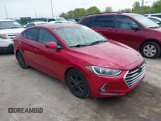 2017 Hyundai Elantra SE z VIN 5NPD84LF2HH166889, wystawiony jako IAAI lot #42236409 z przebiegiem 120 306 mil mil oraz . Historia ofert i sprzedaży dostępna na DreamBid. Obrazek 1.