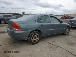 2005 Volvo S60 with VIN YV1RH592552437256, listed as a Copart auction lot 71133844 with 182,321 mi miles and Clean Title. Bid and sale history available at carsss.com. Image 3.