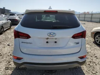 2017 Hyundai Santa Fe 2.4L z VIN 5NMZTDLB9HH022027, wystawiony jako Copart lot #56242045 z przebiegiem 117 484 mil mil oraz Szkoda całkowita • Salvage title. Historia ofert i sprzedaży dostępna na DreamBid. Obrazek 6.