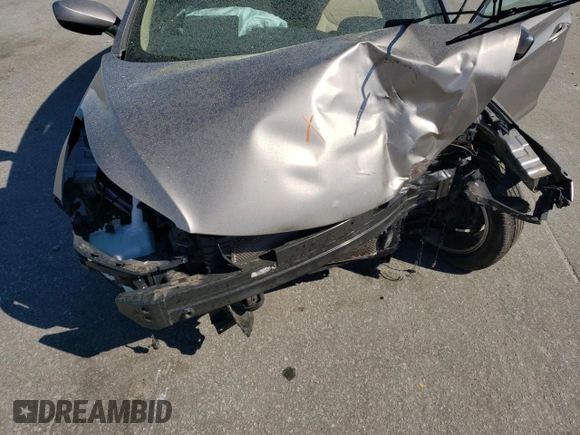 2013 Hyundai Elantra GLS z VIN 5NPDH4AE1DH256619, wystawiony jako Copart lot #50624295 z przebiegiem 99 006 mil mil oraz Szkoda całkowita • Salvage title. Historia ofert i sprzedaży dostępna na DreamBid. Obrazek 12.