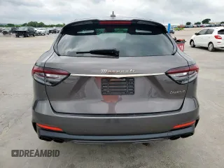 2022 Maserati Levante Modena S with VIN ZN661ZUM4NX393104, listed as a Copart auction lot 54906085 with 11,800 mi miles and Non Repairable. Bid and sale history available at carsss.com. Image 6.