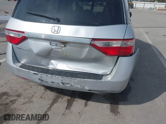2011 Honda Odyssey EX с VIN 5FNRL5H47BB082302, выставлен на аукционе IAAI как лот 41853348 с пробегом 179 026 миль миль и . История ставок и продаж доступна на DreamBid. Изображение 6.
